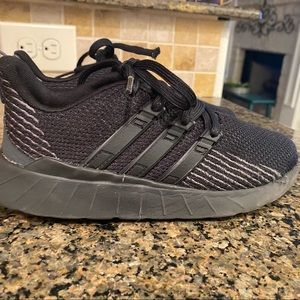 Adidas sz 3 youth